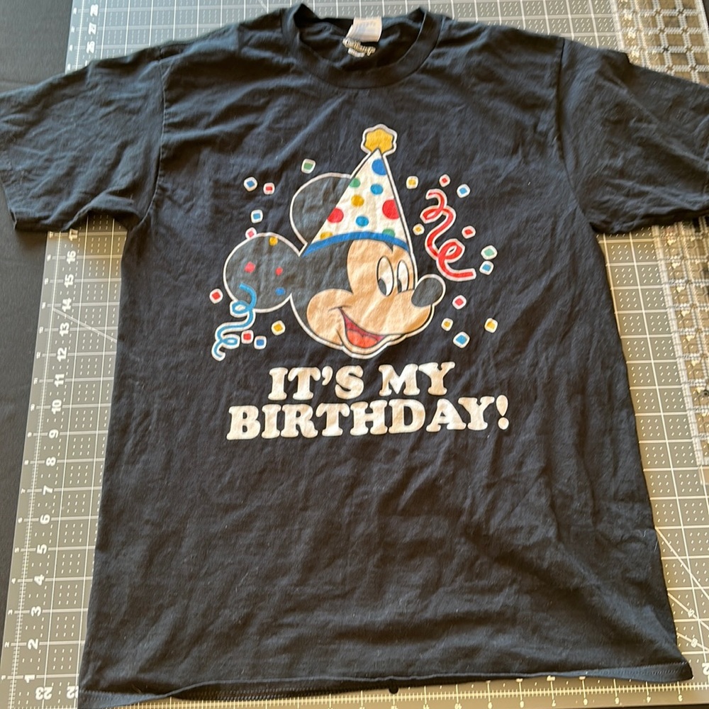#102D Disney Mickey Mouse, It’s My Birthday, size Medium